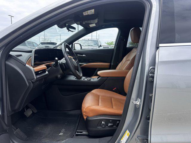 2024 Cadillac XT4 AWD Premium Luxury