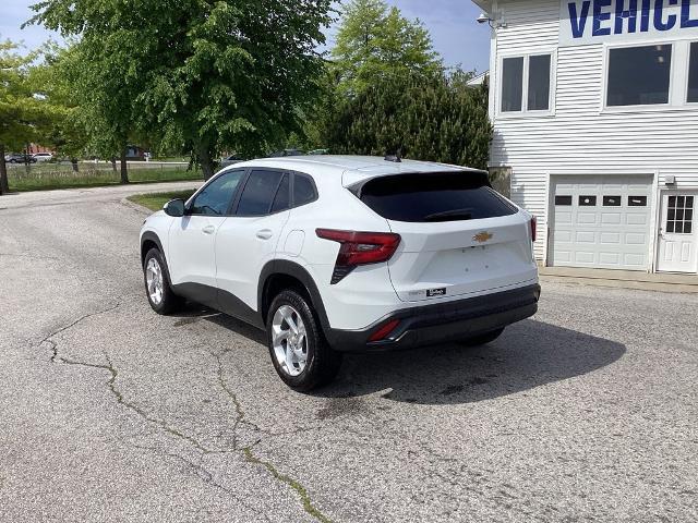 2025 Chevrolet Trax FWD LS