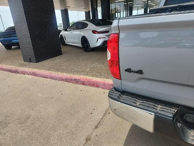 2019 Toyota Tundra SR5 5.7L V8