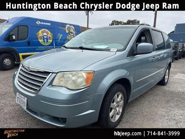 2009 Chrysler Town & Country Touring for sale in Huntington Beach, CA