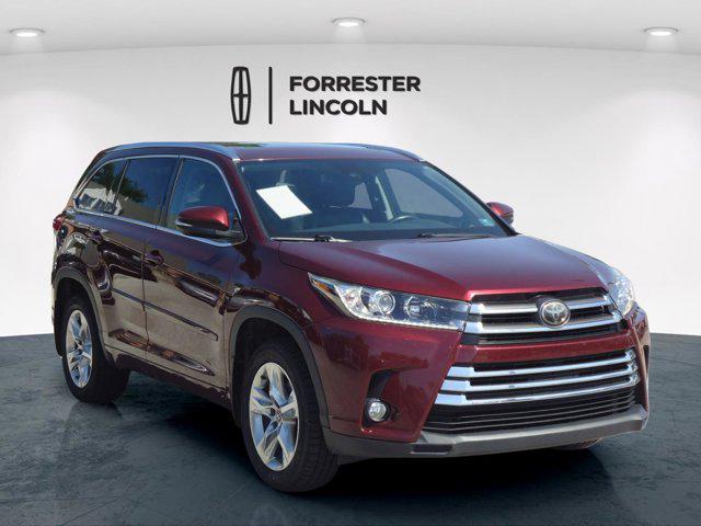 2017 Toyota Highlander Limited for sale in Chambersburg, PA