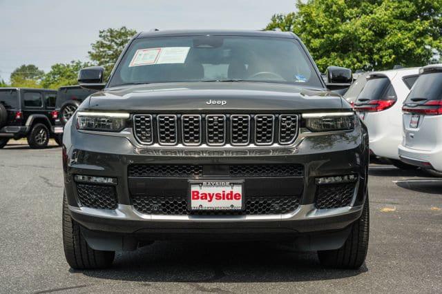 2023 Jeep Grand Cherokee L Summit 4x4 2023 Jeep Grand Cherokee L Summit 4x4