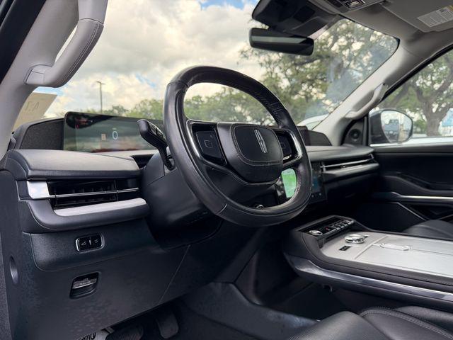 2025 Lincoln Navigator Reserve L
