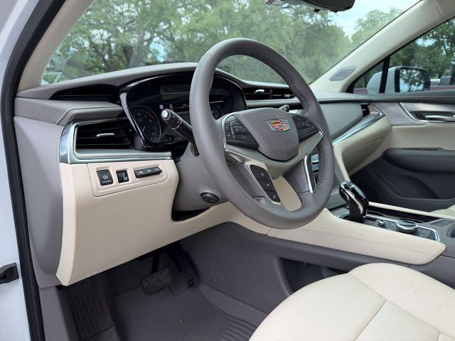 2025 Cadillac XT5 FWD Premium Luxury