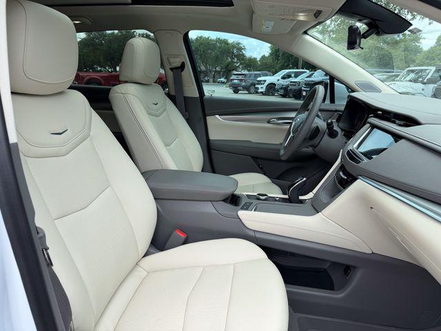 2025 Cadillac XT5 FWD Premium Luxury
