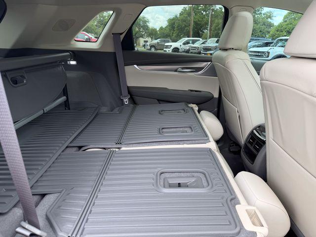 2025 Cadillac XT5 FWD Premium Luxury