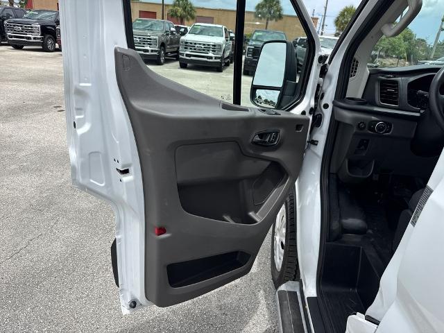 2025 Ford Transit Cargo Van Base