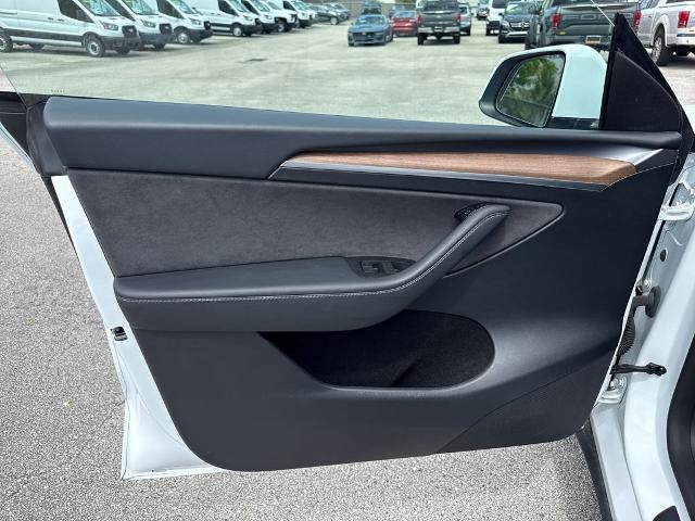 2024 Tesla Model Y Long Range Single Motor Rear-Wheel Drive