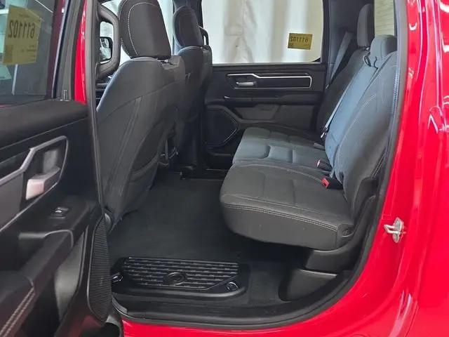 2023 Ram 1500 Big Horn Crew Cab 4x4 5'7" Box