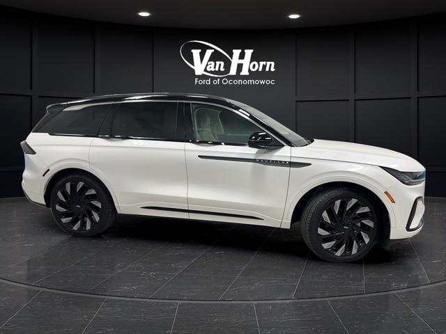 2025 Lincoln Nautilus Black Label