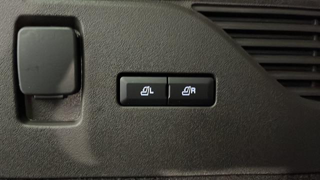2025 Lincoln Nautilus Black Label