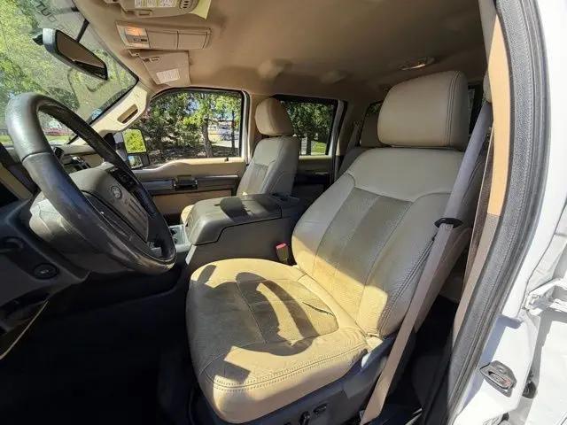 2011 Ford F-250 LARIAT
