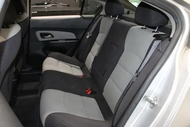 2014 Chevrolet Cruze LS Manual