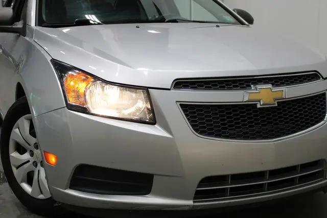 2014 Chevrolet Cruze LS Manual