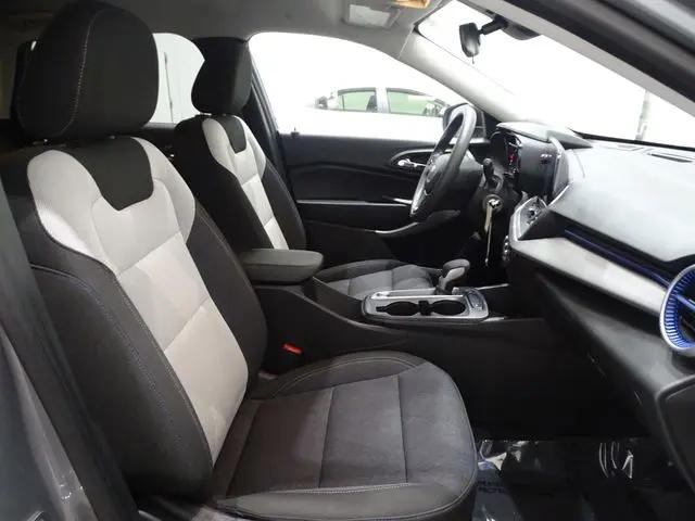 2024 Chevrolet Trax FWD SP