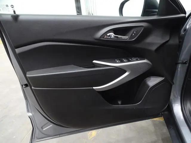 2024 Chevrolet Trax FWD SP