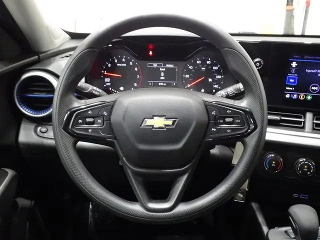 2024 Chevrolet Trax FWD SP