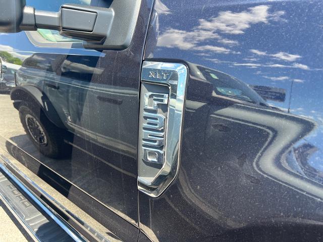 2022 Ford F-350 XLT