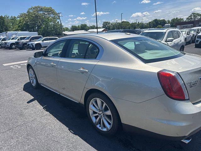 2011 Lincoln MKS Base