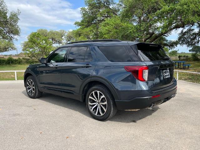 2022 Ford Explorer ST-Line