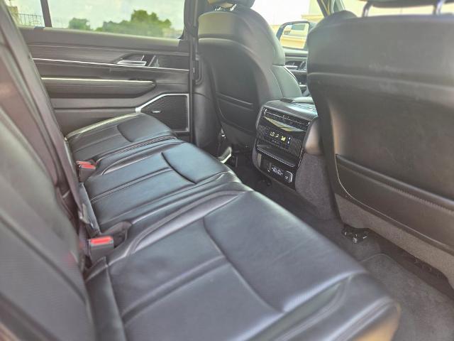 2024 Jeep Wagoneer Series II 4x2