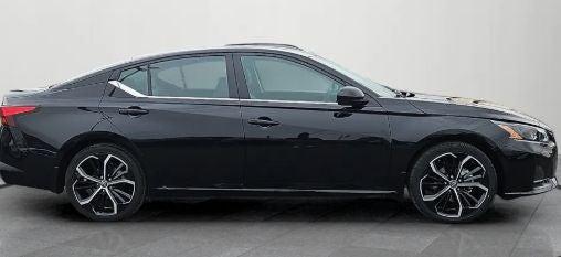 2025 Nissan Altima SR FWD 2025 Nissan Altima SR FWD