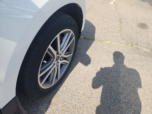 2023 Ford Edge Titanium