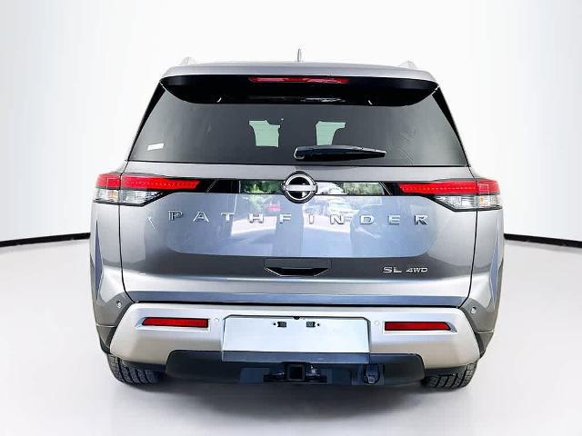 2023 Nissan Pathfinder SL 4WD
