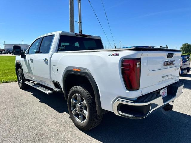 2025 GMC Sierra 2500HD 4WD Crew Cab Standard Bed SLT
