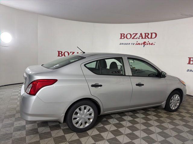 2019 Nissan Versa 1.6 S