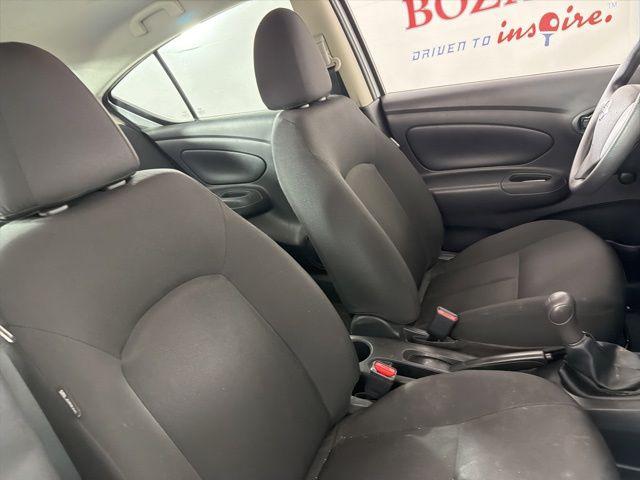 2019 Nissan Versa 1.6 S