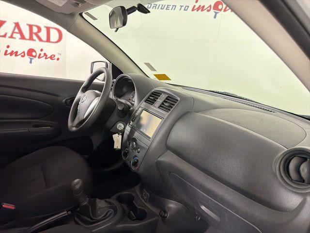 2019 Nissan Versa 1.6 S