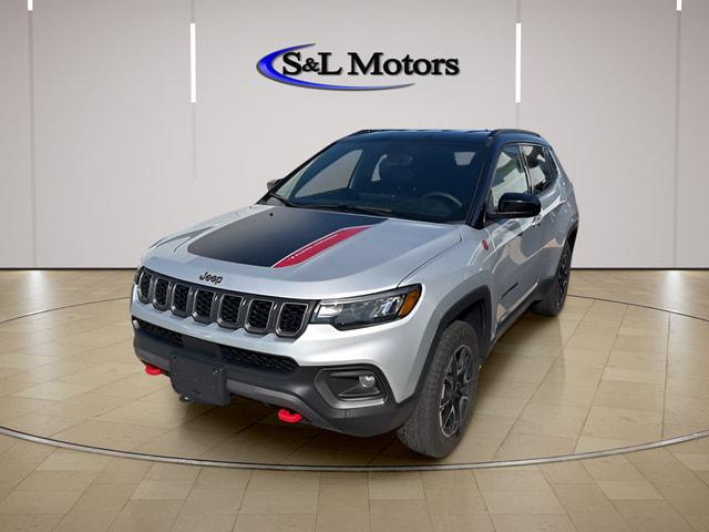 2025 Jeep Compass Trailhawk 4x4