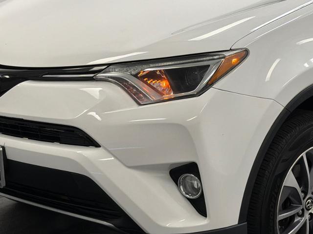 2018 Toyota RAV4 Hybrid XLE