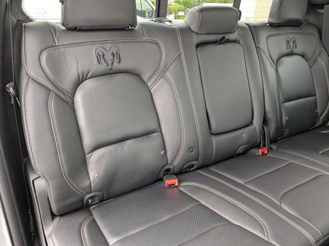 2020 Ram 1500 Big Horn Crew Cab 4x4 5'7" Box