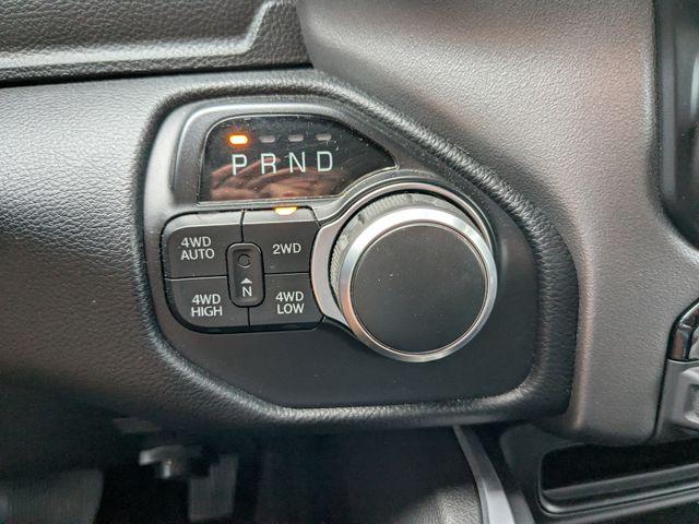 2020 Ram 1500 Big Horn Crew Cab 4x4 5'7" Box