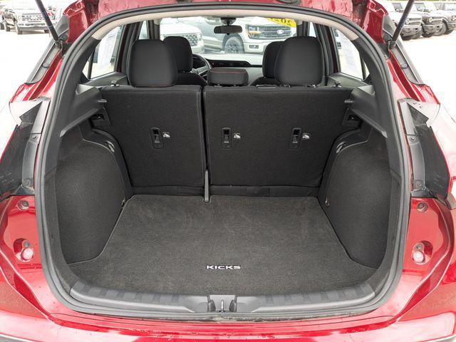 2021 Nissan Kicks SR Xtronic CVT