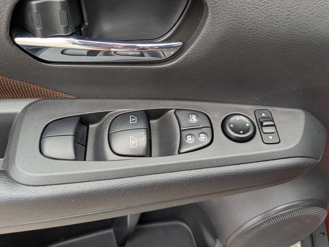 2021 Nissan Kicks SR Xtronic CVT