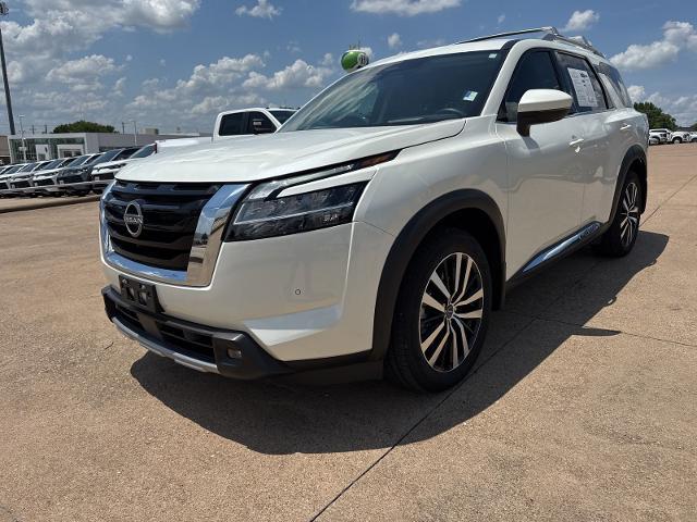 2024 Nissan Pathfinder Platinum 4WD