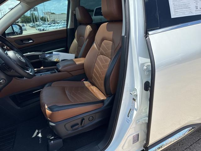 2024 Nissan Pathfinder Platinum 4WD