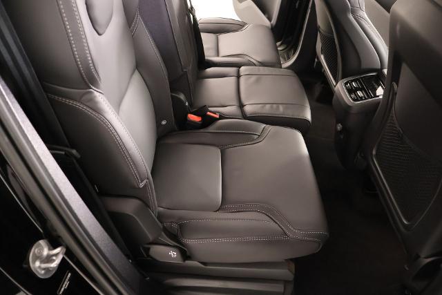 2025 Volvo XC90 B6 Ultra