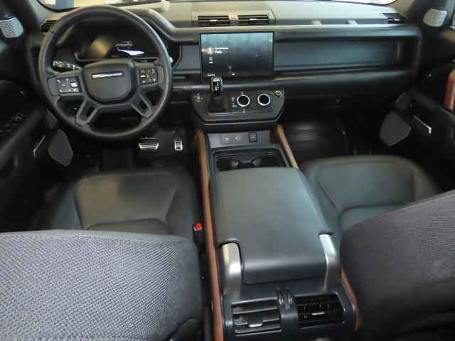 2024 Land Rover Defender 130 P400 X
