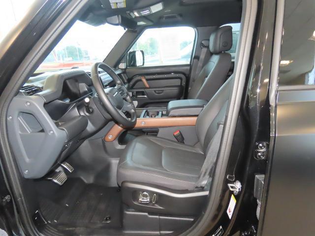 2024 Land Rover Defender 130 P400 X