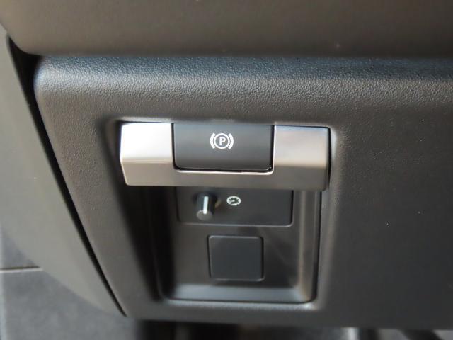 2024 Land Rover Defender 130 P400 X