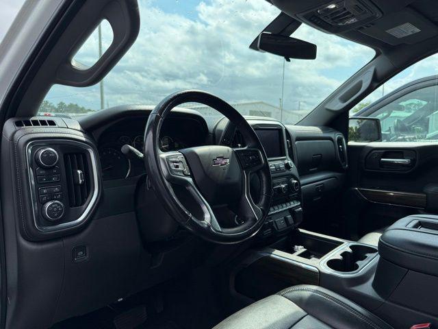 2020 Chevrolet Silverado 1500 4WD Crew Cab Short Bed RST