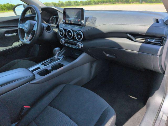 2024 Nissan Sentra SV Xtronic CVT