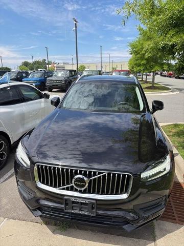 2020 Volvo XC90 T6 Momentum 7 Passenger