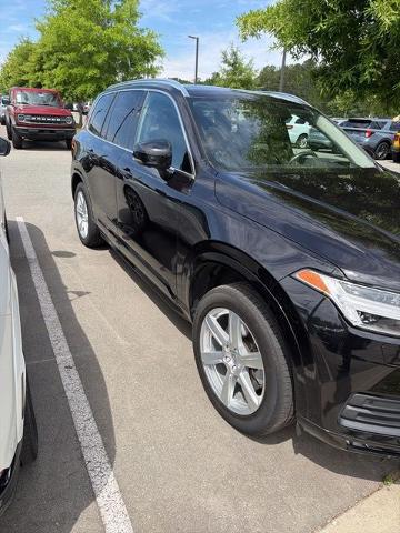 2020 Volvo XC90 T6 Momentum 7 Passenger