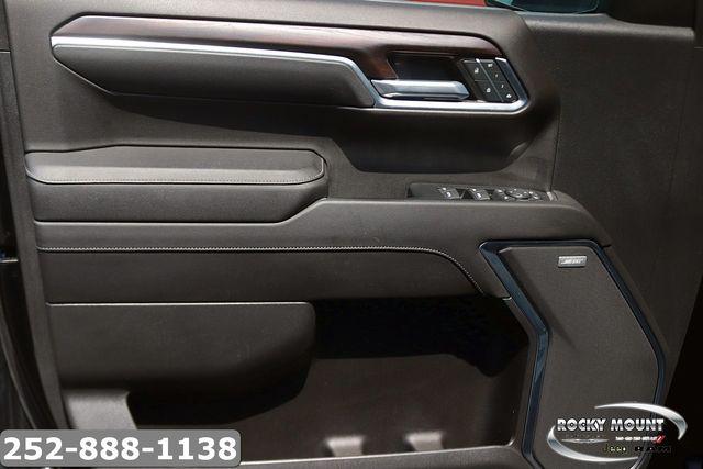 2023 GMC Sierra 1500 4WD Crew Cab Short Box SLT