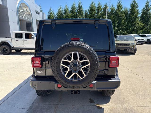 2024 Jeep Wrangler 4-Door Sahara 4x4